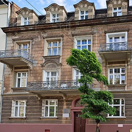 Makeda Old Town Krakkó